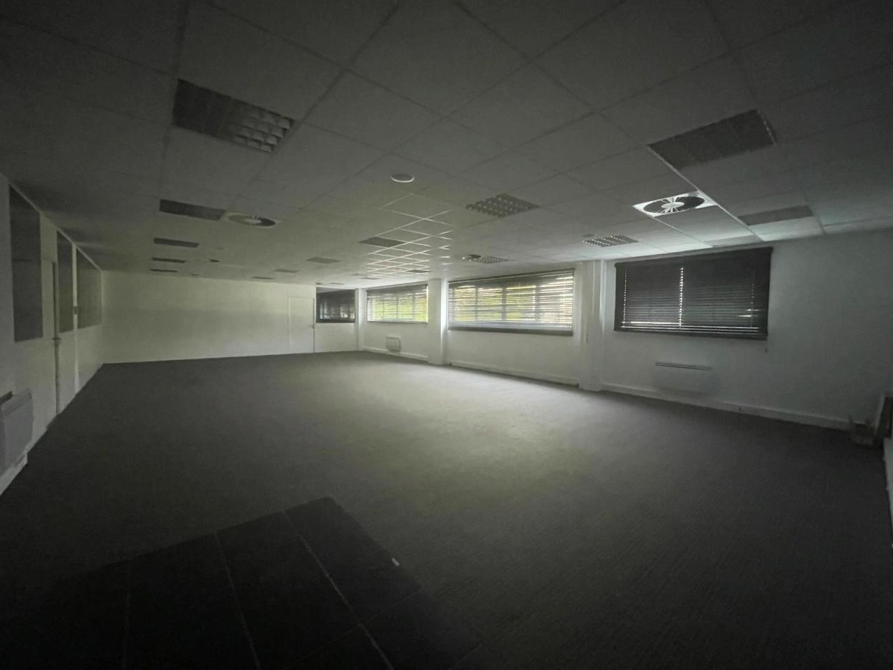 Bureau Roncq 2670m² Location bureau Roncq Nord OLBUR2424272 12